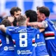 Sampdoria, il ritorno del proprietario di Tey! Ecco come cambierà il club 28 i compagni festeggiano Brunori dopo un gol