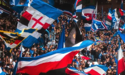 Tifosi Sampdoria con bandiere