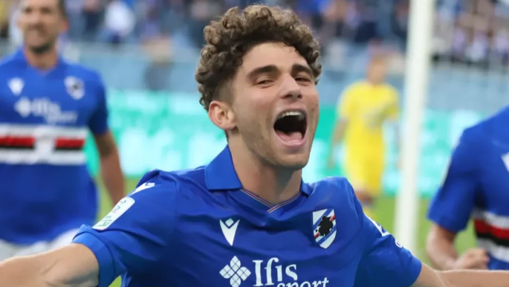 Pafundi torna in U 21! Nunziata lo richiama per i prossimi impegni degli Azzurrini 1 Simone Pafundi 1 e1779888455351