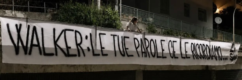 I tifosi della Sampdoria alzano la voce! Divampa la contestazione contro Fredberg e Walker - FOTO 28 Striscione contro Walker