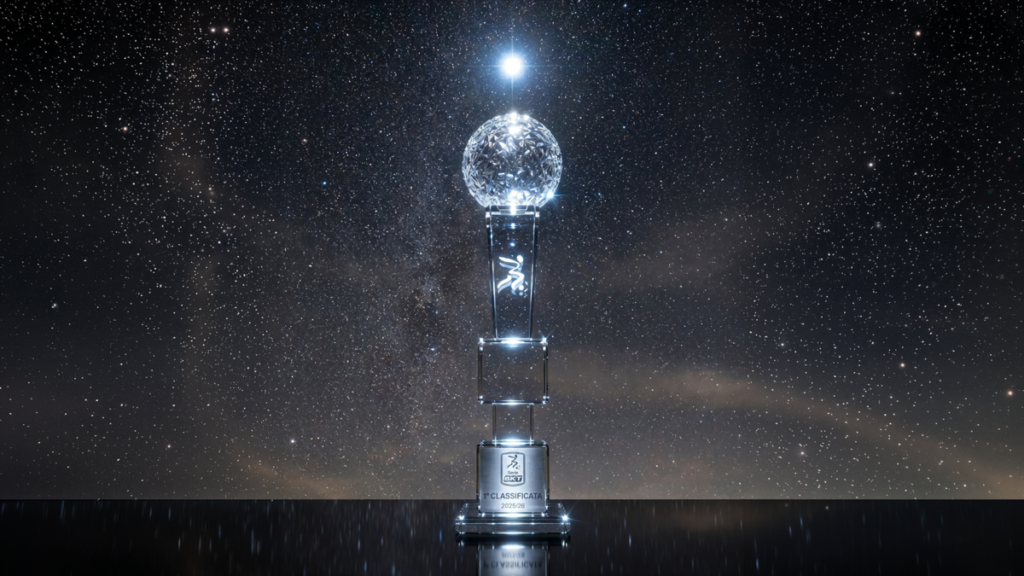 Coppa Nexus, la Serie B presenta il meraviglioso trofeo di cristallo! Le ultime 1 coppa nexus