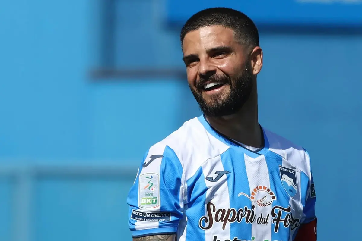 Prendono Insigne, la destinazione è clamorosa 26 Insigne sorridente