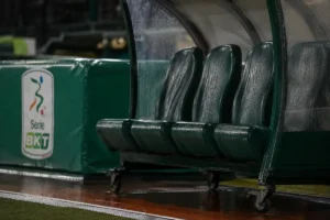 Rottura definitiva, salta una panchina in Serie B