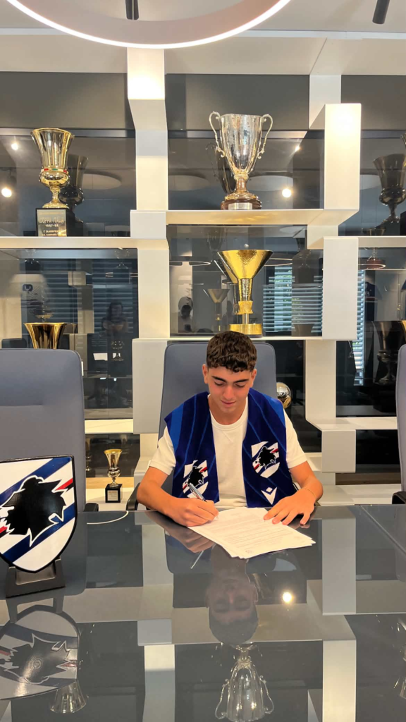 La Sampdoria chiude il colpo Larotella dal Sassuolo! Il giovane bomber realizza il suo sogno di vestire di blucerchiato - ESCLUSIVA 27 image 34
