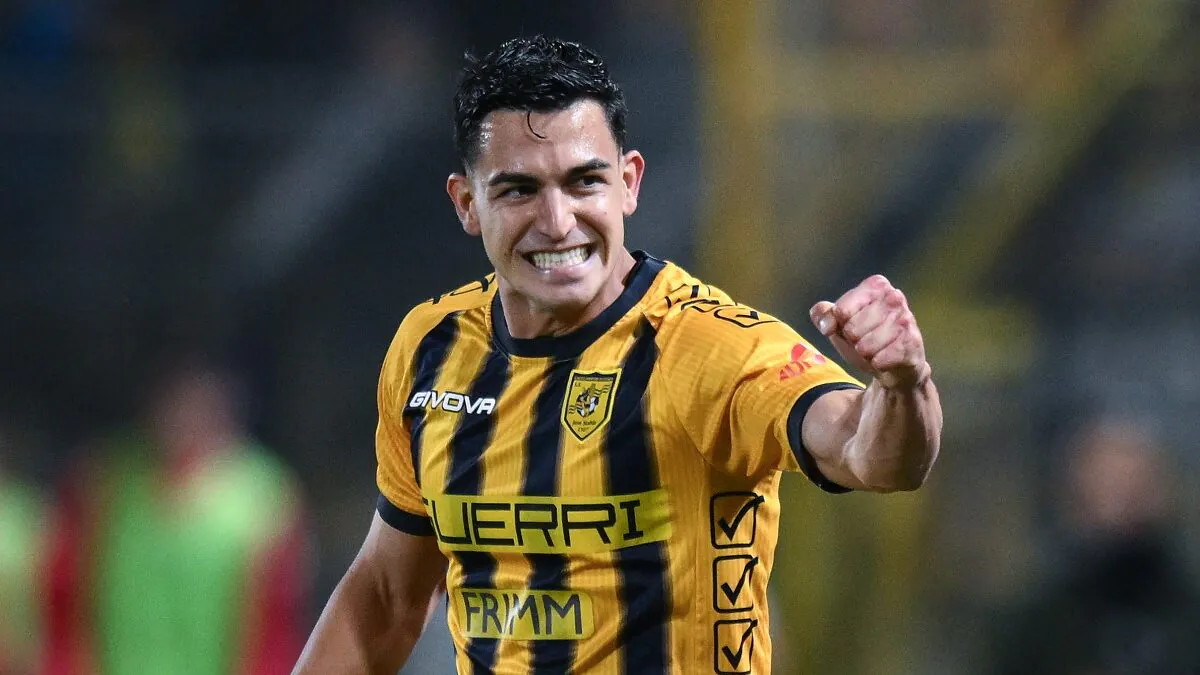Si complica la pista Mosti: la Juve Stabia spinge per il rinnovo 26 Mosti 1
