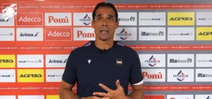 Conferenza stampa Corradi: «Mi conforta che la squadra gioca bene, domani ci saranno Lauritsen, Ravanelli, Mbabu e Karamoh»