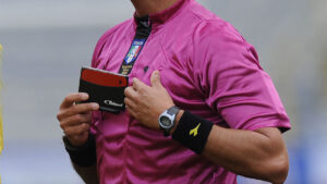 Arbitro nuovo formato