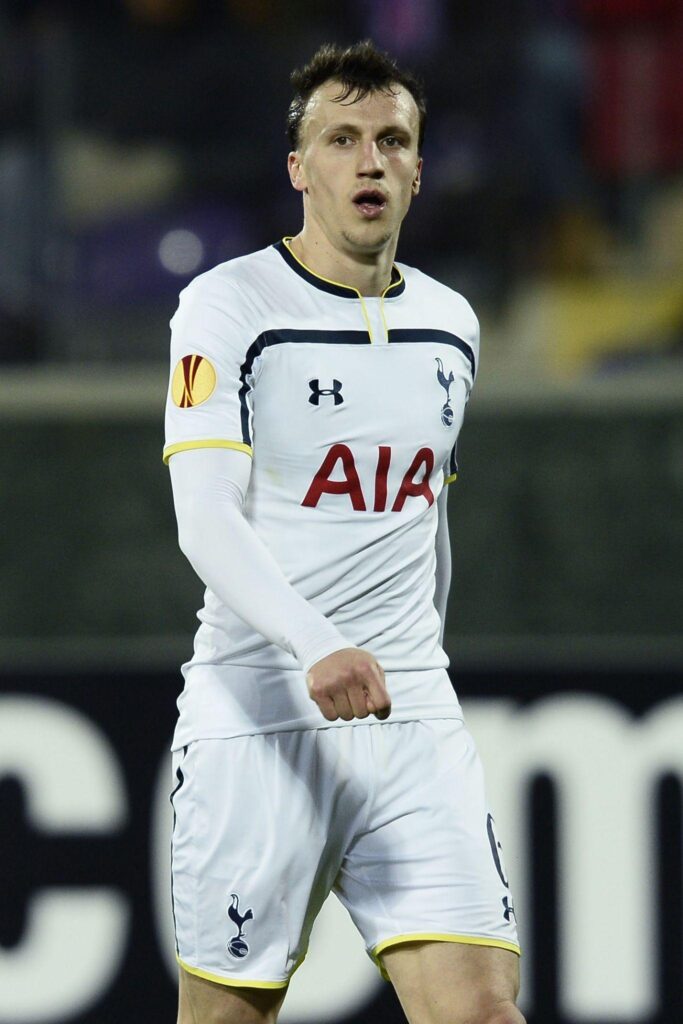 Chiriches: «Samp? Sto bene qua, ma se il Napoli vuole vendermi...» 1 chiriches tottenham europa league febbraio 2015 ifa