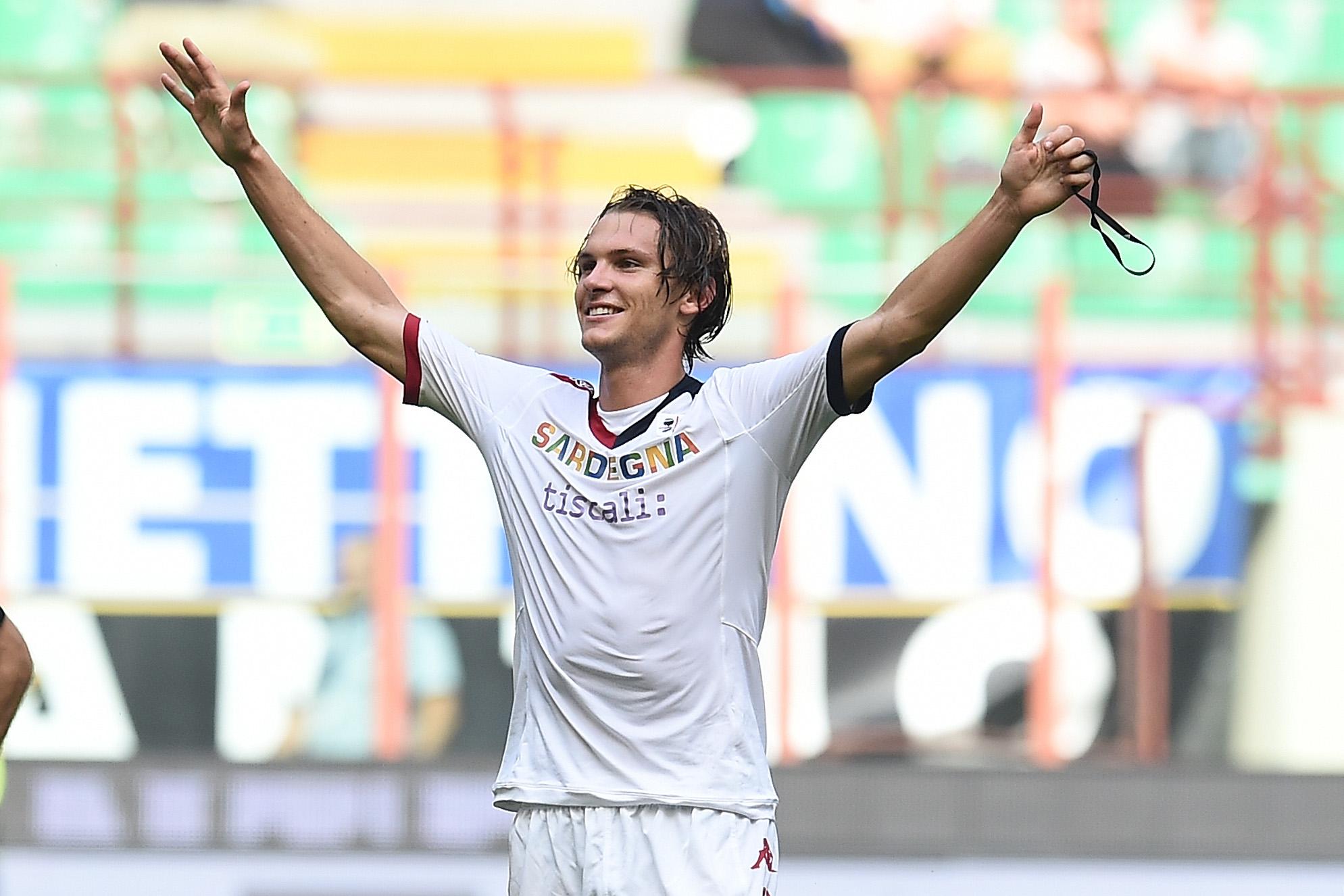 ekdal esulta cagliari away settembre 2014 ifa