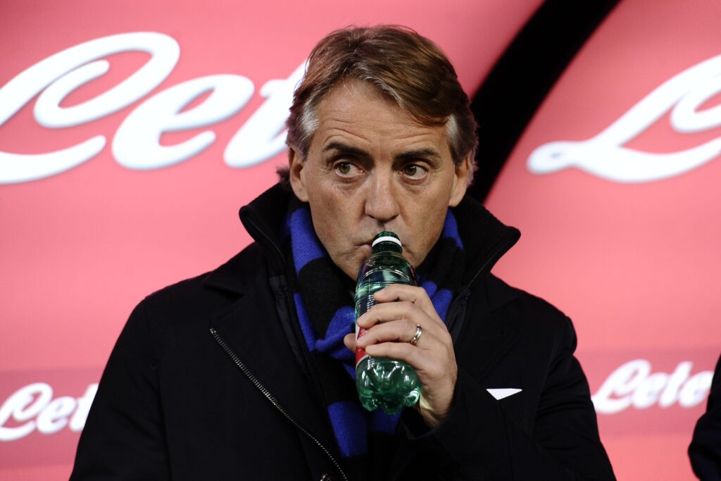 Mancini beve inter dicembre 2014 ifa