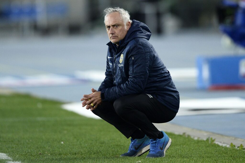 Mandorlini: «Ora testa al derby, non siamo ancora salvi» 1 mandorlini verona marzo 2015 ifa