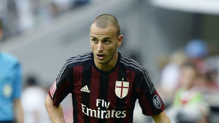 antonelli-azione-milan-agosto-2015-ifa antonelli