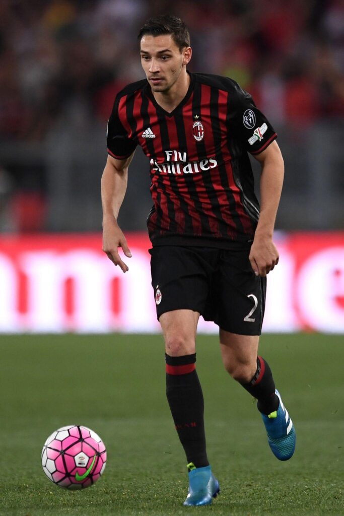 Milan, probabile forfait di De Sciglio contro la Samp 1 de sciglio azione milan finale coppa italia maggio 2016 ifa