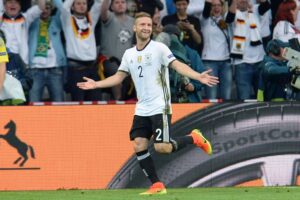 Mustafi: «Poca stabilità a Genova e Valencia, qui…»