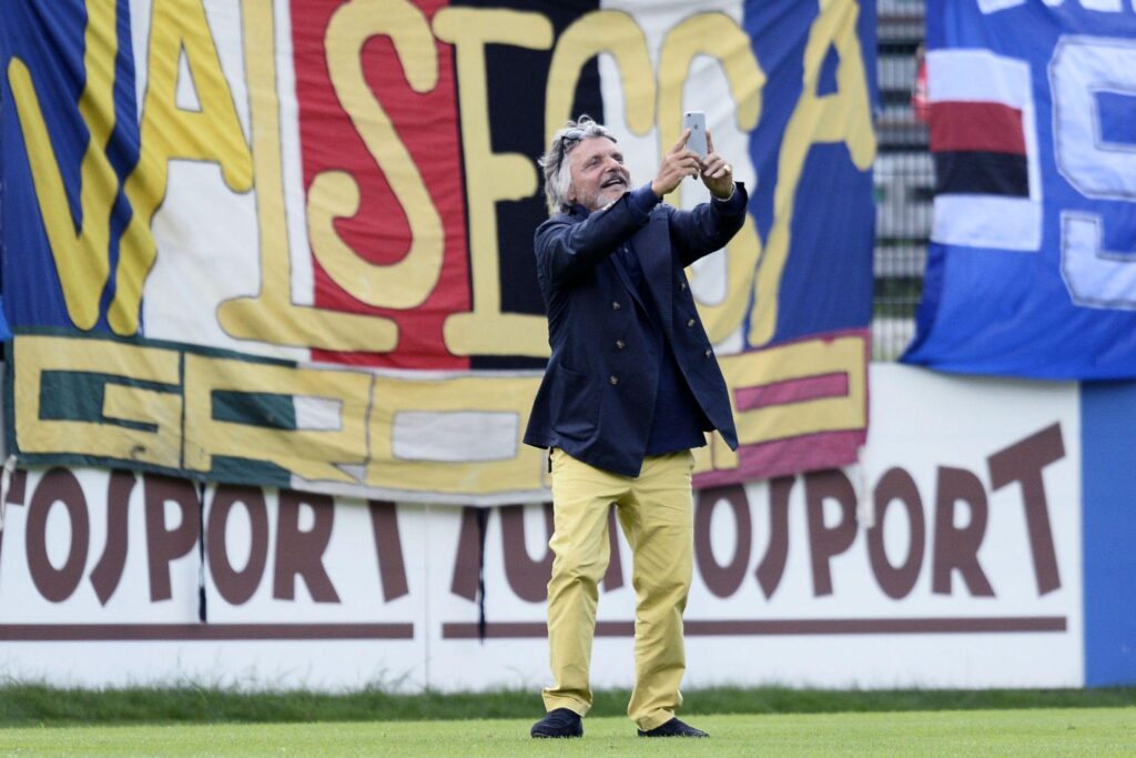 Massimo Ferrero: «Se vinco a Roma? Mi taglio i capelli» 1 ferrero selfie bis sampdoria luglio 2015 ifa