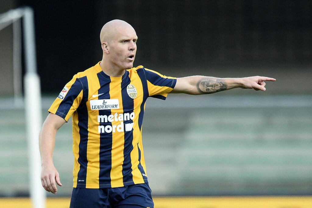 Hallfredsson punta la Samp: «Ci sarà da "picchiare", ci giochiamo la vita» 1 hallfredsson verona agosto 2015 ifa