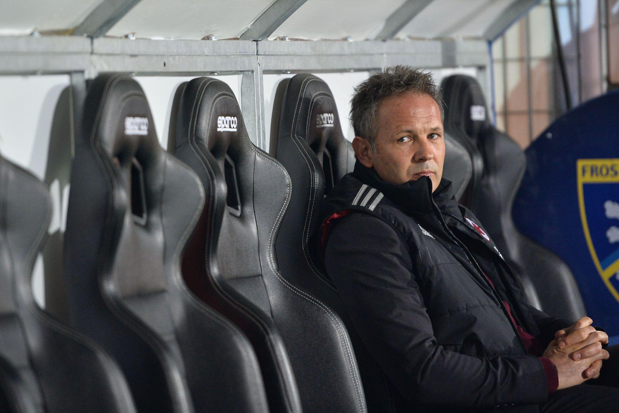 Milan, è ufficiale: Mihajlovic esonerato, c'è Brocchi 26 mihajlovic panchina bis milan dicembre 2015 ifa