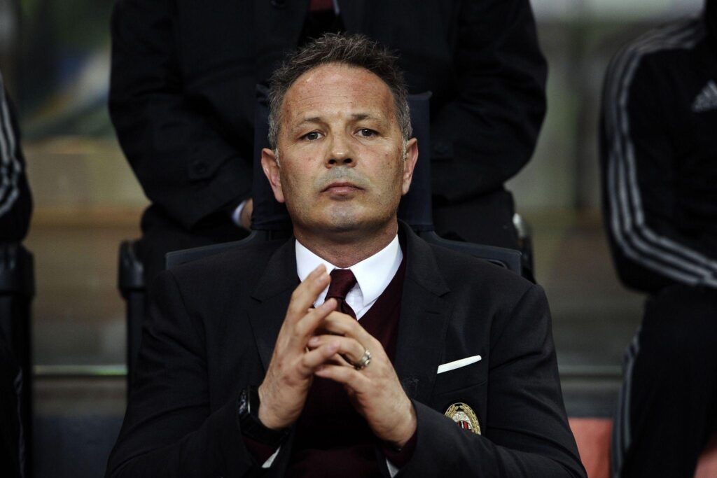 Mihajlovic spera nella Samp: il suo destino può cambiare 1 mihajlovic panchina milan aprile 2016 ifa