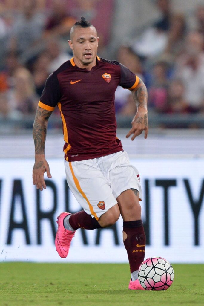 Verso Roma - Samp: Nainggolan espulso, salterà il match 1 nainggolan azione roma agosto 2015 ifa
