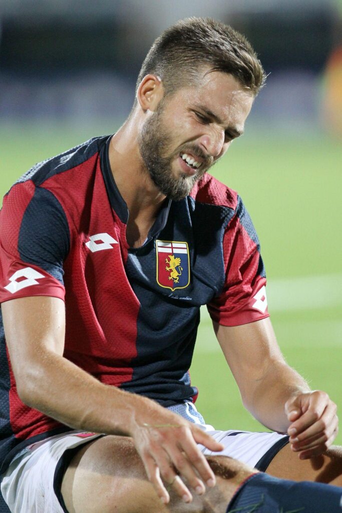 Pavoletti: «Speriamo di portare a casa il derby» 1 pavoletti genoa luglio 2015 ifa