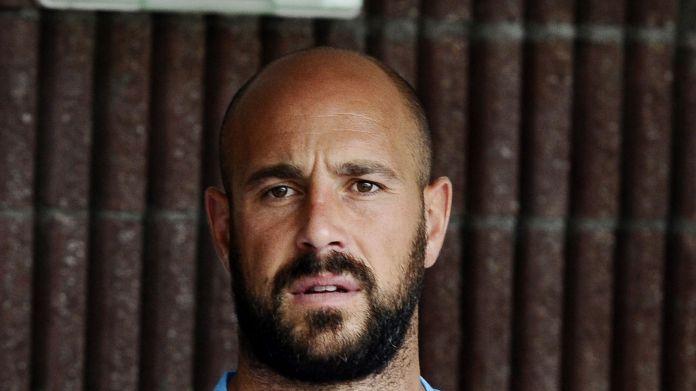 reina-panchina-napoli-luglio-2015-ifa reina