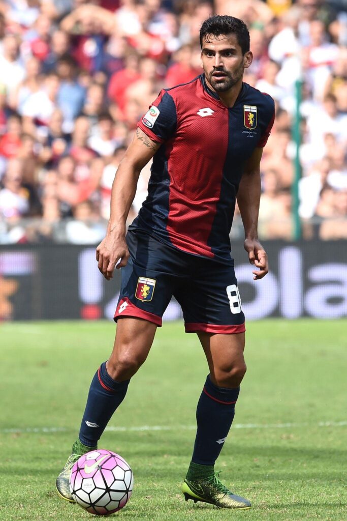 Rincon: «Sappiamo quanto vale il derby per il nostro popolo» 1 rincon azione genoa settembre 2015 ifa