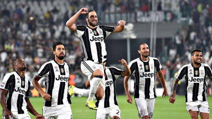 juventus-esultanza-agosto-2016-ifa Juventus