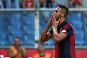 Pavoletti, stop di 25 giorni: ci sarà con la Samp