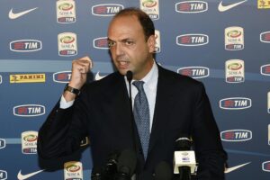 Alfano sulle combine: «Lavoriamo per pene più aspre»