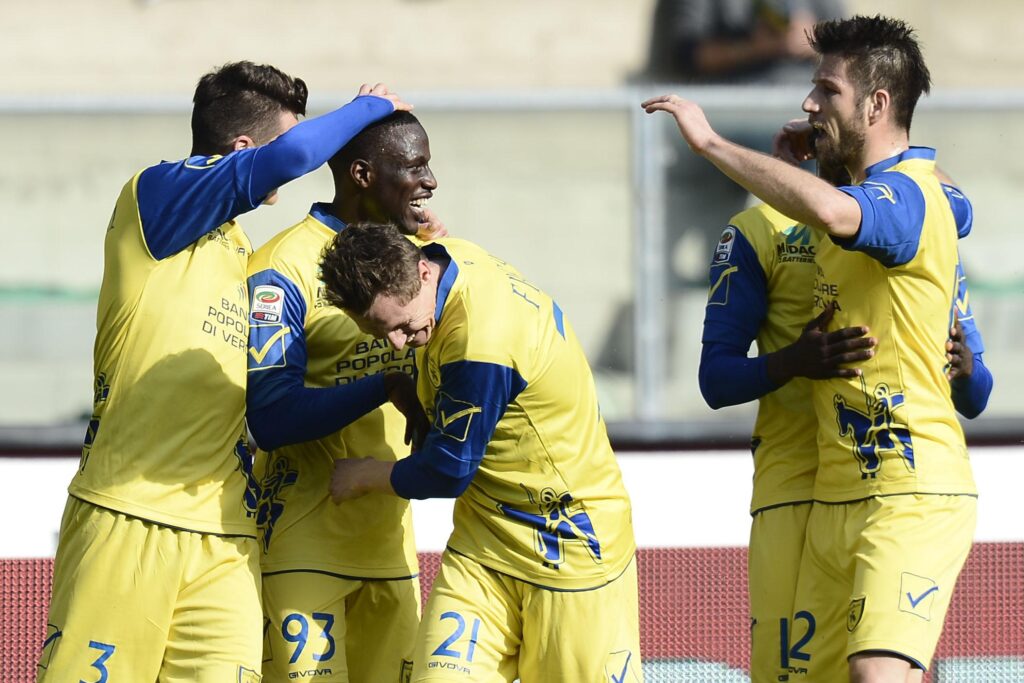 Chievo al lavoro: fermi Claiton e Calello, possibilità per Pamic 1 chievo esulta 2013 ifa