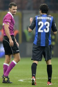 Arbitra Giacomelli, il fischietto dei play-off