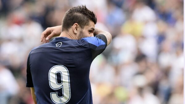 Icardi mauro ritiro inter 2013 pinzolo spalle ifa