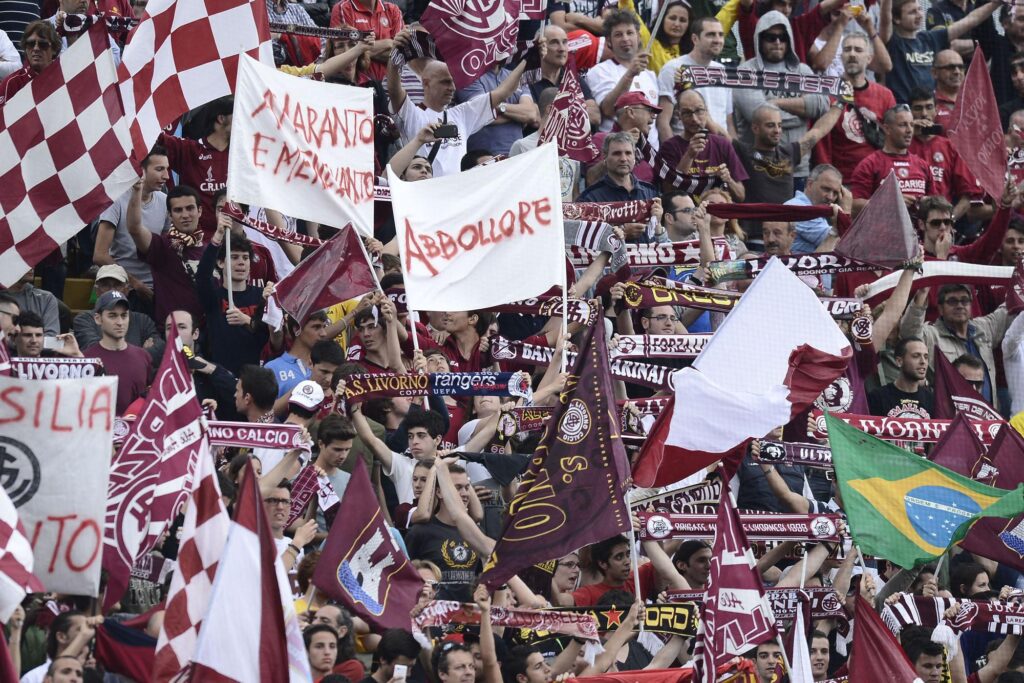 Verso Livorno - Samp: Pulcini in campo prima del match 1 livorno tifosi curva 1 2013 ifa