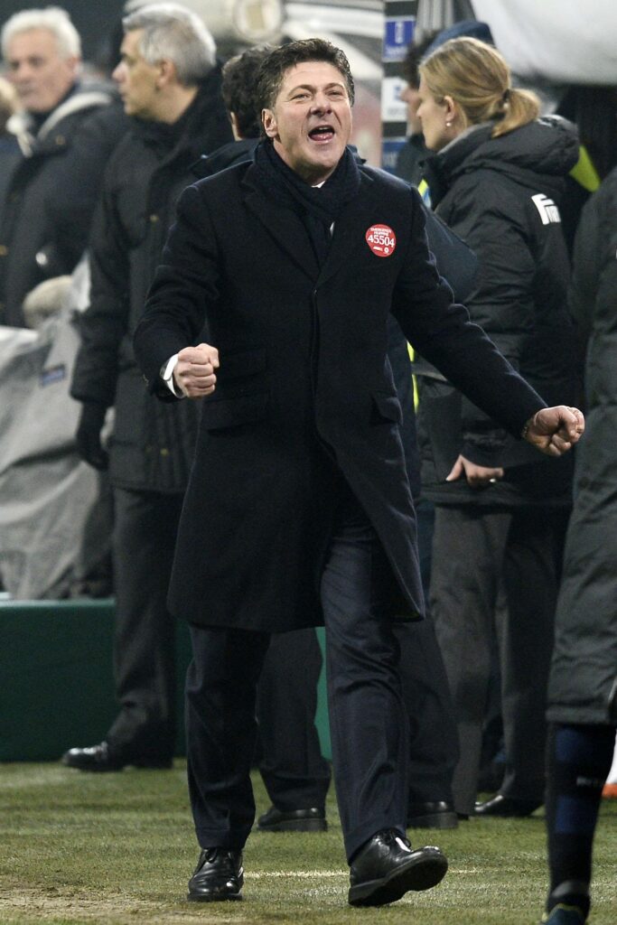 Mazzarri esulta inter 2013 ifa