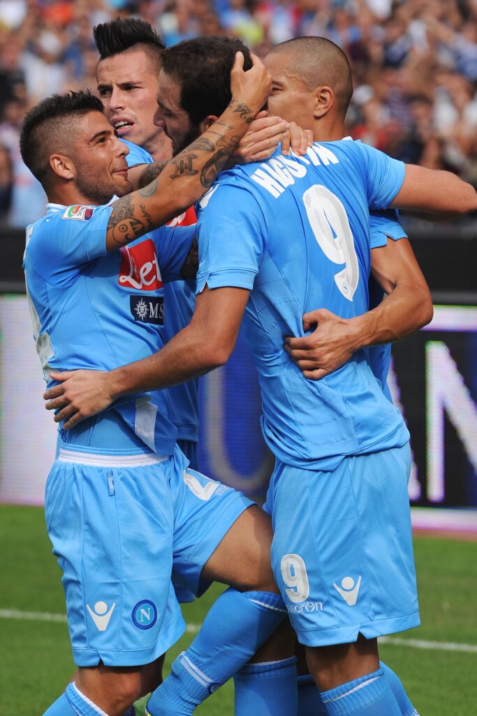 Napoli, partenza col botto ma finale non convincente 1 napoli esultanza nuova 2013 ifa