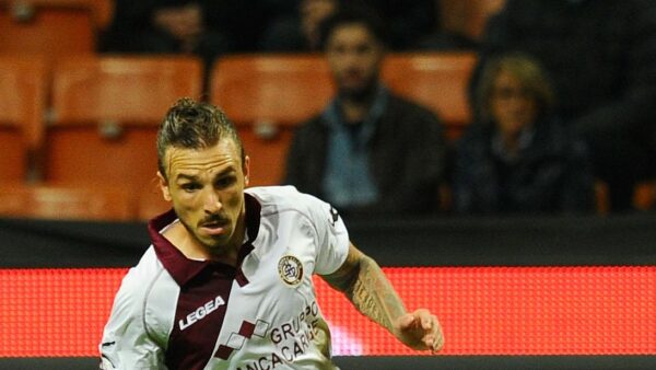 Paulinho livorno away 2013 ifa