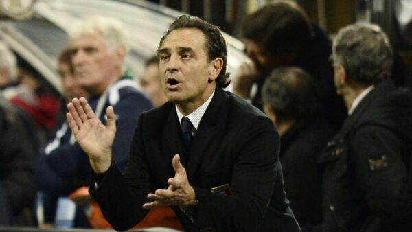 prandelli applaude italia 2013 ifa