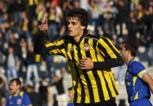 Ag. Cicchetti presenta Kurdov: «Profilo alla Pellè o Crouch»