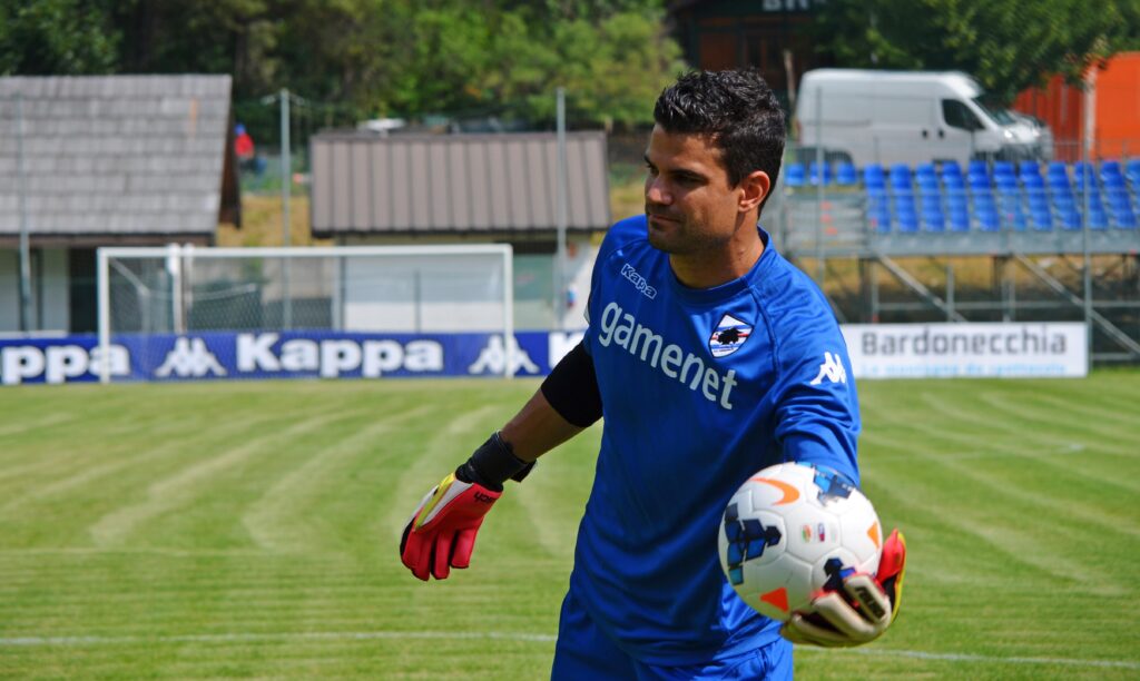 Da Costa a SampTV: «Dobbiamo fare i punti per la salvezza» 1 da costa angelo con pallone sn24
