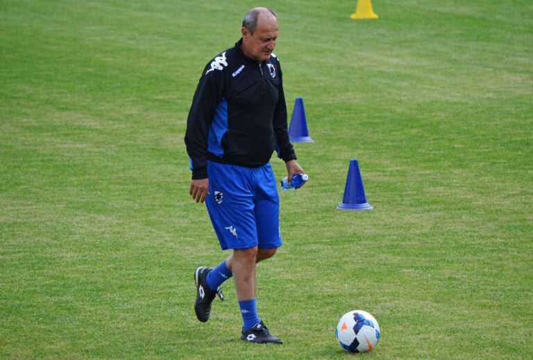 delio rossi con pallone sn24