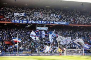 Anche i tifosi di Parma e OM danno il bentornato ai 93 diffidati
