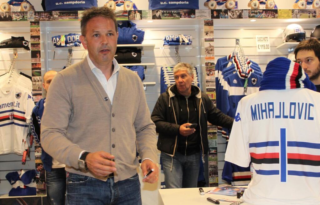 Consenso popolare alle stelle per Sinisa: in quattrocento al Point ad acclamarlo 1 mihajlovic sampdoriapoint