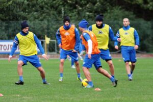 Mustafi subito in campo nell’allenamento odierno