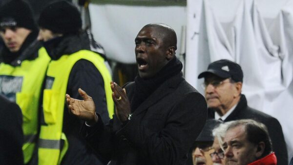 Seedorf applaude milan gennaio 2014 ifa