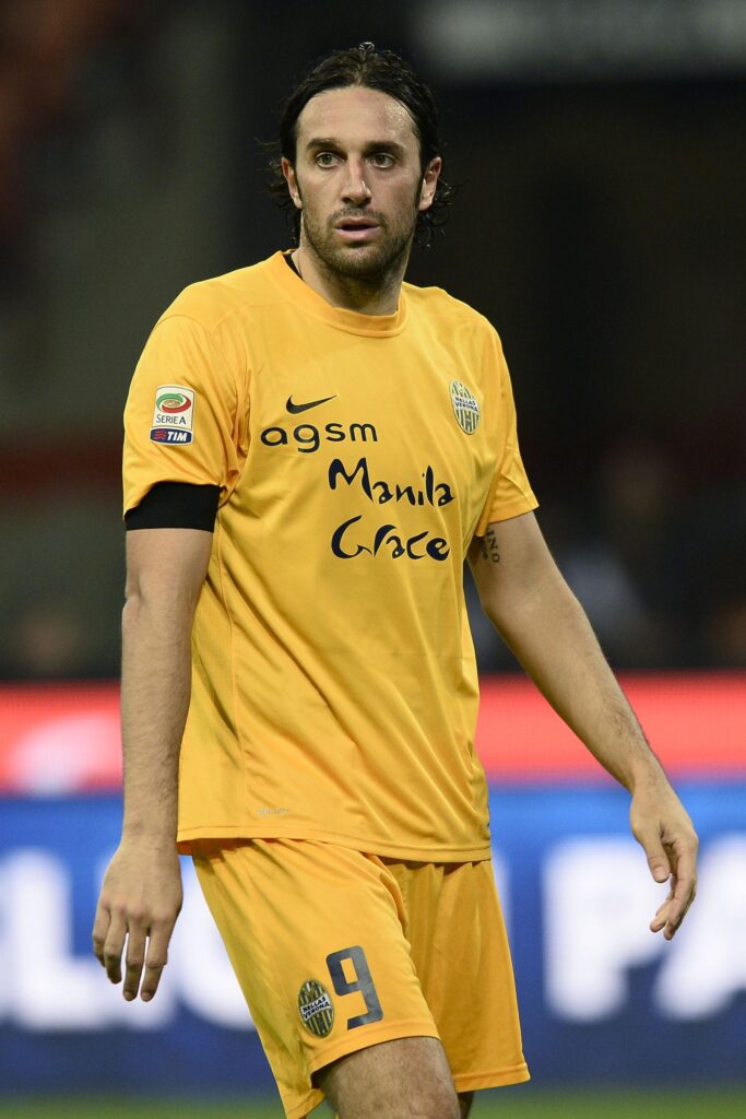 Hellas Verona, il dg: «Difficile il match con la Samp. Toni va tutelato» 1 toni verona away 2013 ifa