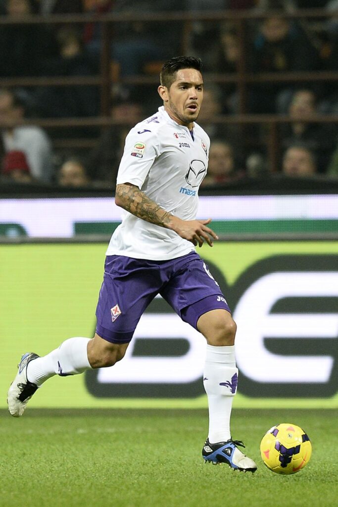 Nuova chance per Juan Manuel Vargas? 1 vargas azione away fiorentina 2013 ifa