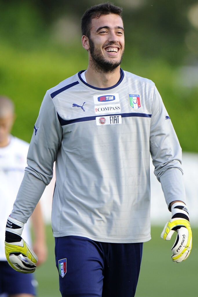 Questione di priorità: meglio il portiere o il centrocampista? 1 viviano2 ifa