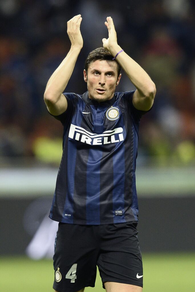 Zanetti applaude inter aprile 2014 ifa